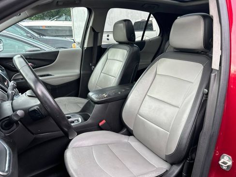 Used 2018 Chevrolet Equinox Premier FWD image 19