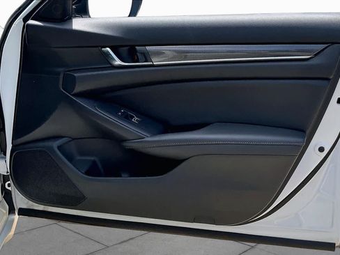 Used 2022 Honda Accord Sport image 22