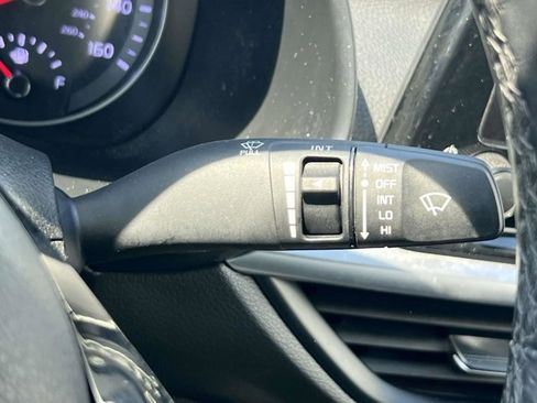 Used 2023 Kia Forte GT-Line w/ GT-Line Technology Package image 23