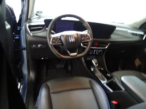 Certified 2025 Buick Encore GX Sport Touring w/ Comfort Package AWD/4WD image 5