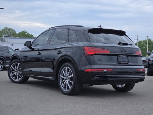 Certified 2023 Audi Q5 e Premium Plus w/ Premium Plus Package AWD/4WD image 5
