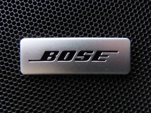 New 2026 Chevrolet Suburban Premier image 17