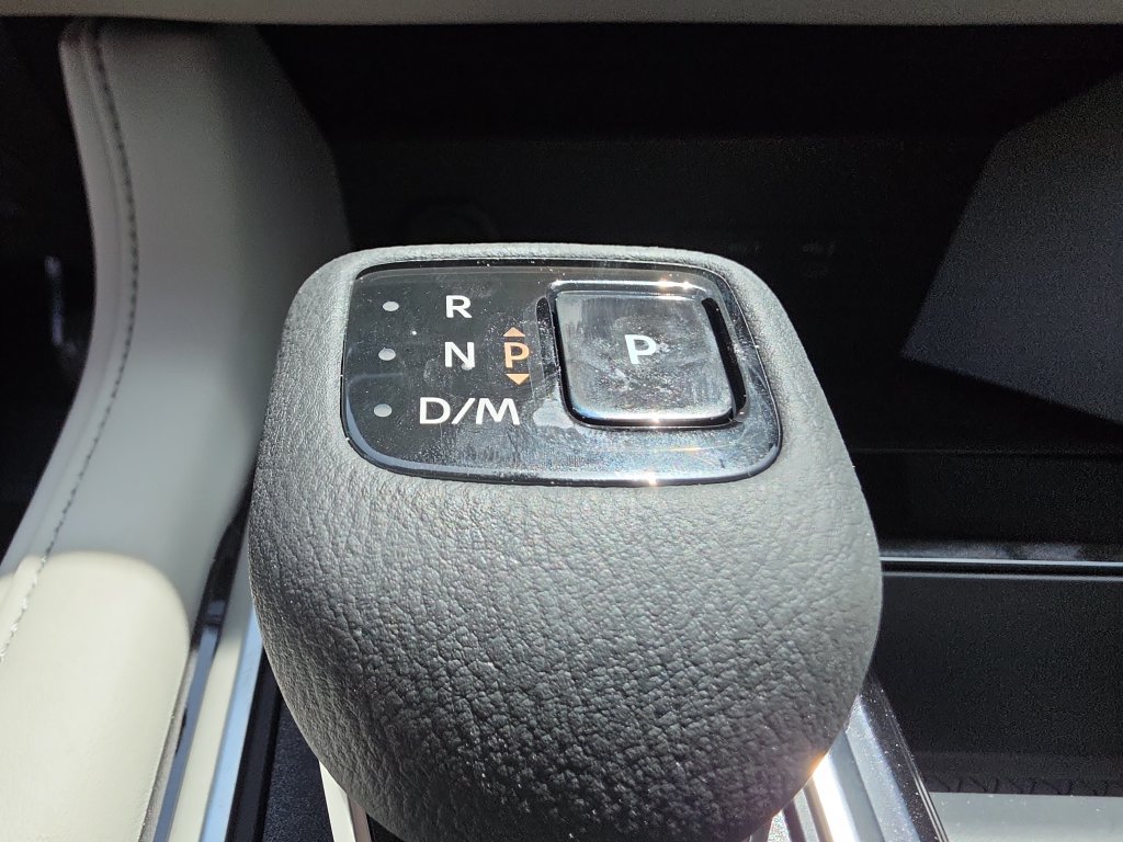New 2026 Nissan Pathfinder SL FWD image 36