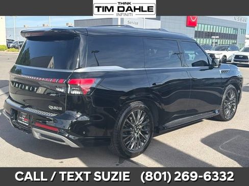 Certified 2025 INFINITI QX80 Luxe w/ Exterior Package AWD/4WD image 11