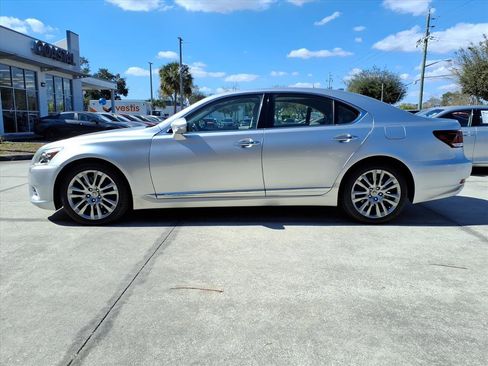 Used 2014 Lexus LS 460 w/ Comfort Package image 4
