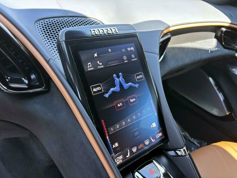 Used 2022 Ferrari Roma image 39