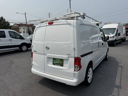 Used 2017 Nissan NV200 SV w/ Technology Package FWD image 3