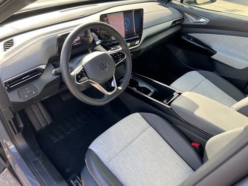 Used 2023 Volkswagen ID.4 2WD image 13