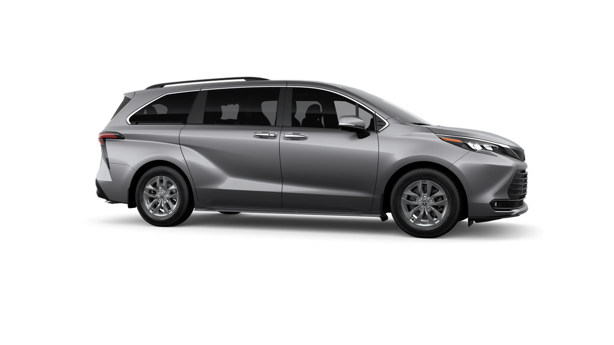 New 2026 Toyota Sienna XLE FWD image 13