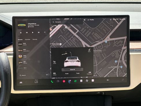 Used 2022 Tesla Model X AWD/4WD image 15