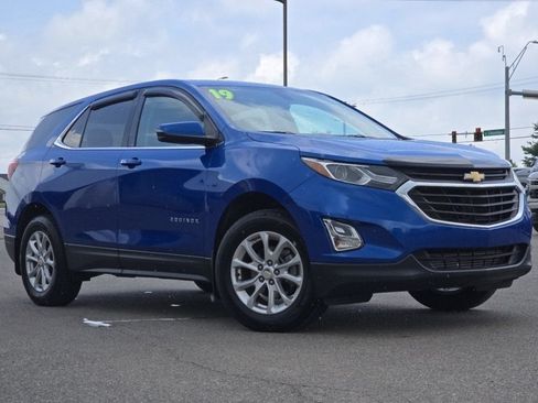 Used 2019 Chevrolet Equinox LT AWD/4WD image 2