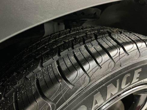 Certified 2024 Chevrolet Trax ACTIV w/ Sunroof Package image 28