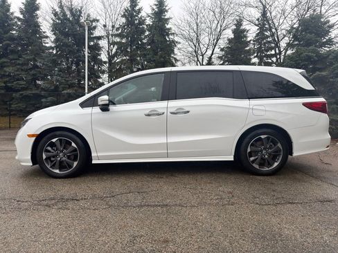 Used 2022 Honda Odyssey Elite image 7
