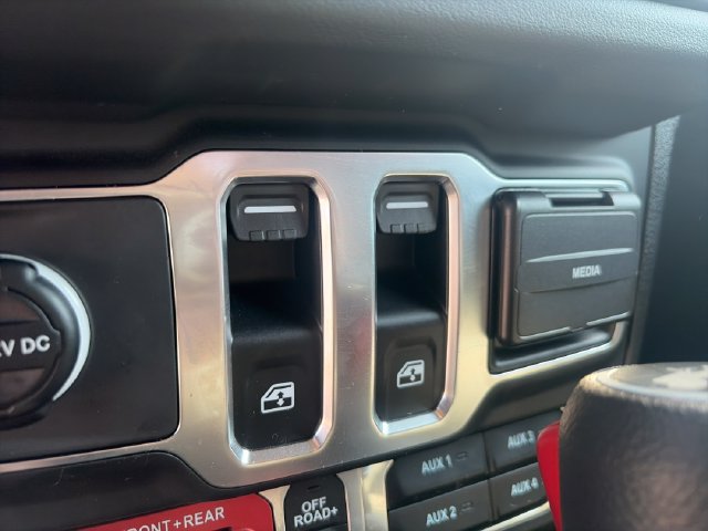 Used 2026 Jeep Wrangler Rubicon w/ Safety Group AWD/4WD image 11
