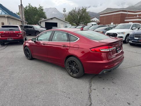 Used 2019 Ford Fusion Titanium AWD/4WD image 3