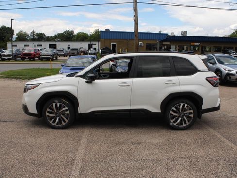 New 2026 Subaru Forester Touring AWD/4WD image 5