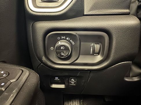New 2026 RAM 1500 Big Horn AWD/4WD image 13