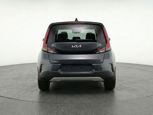 Used 2025 Kia Soul LX w/ LX Technology Package image 7