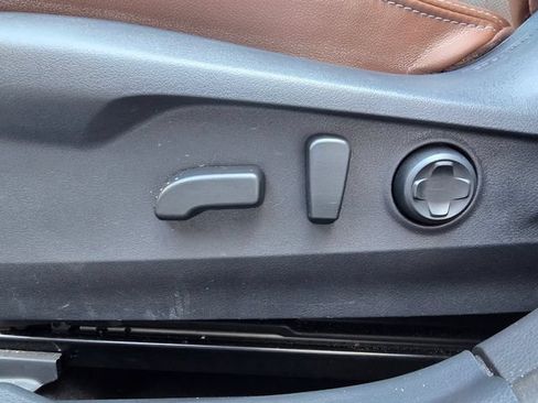 Used 2024 Subaru Outback Touring XT AWD/4WD image 10