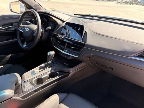 Used 2026 Cadillac CT4 Luxury RWD image 12