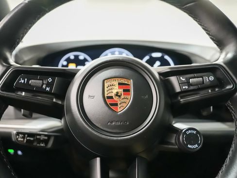 Certified 2024 Porsche Cayenne AWD/4WD image 26