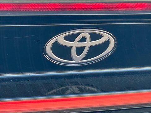 Used 2024 Toyota Prius Limited w/ Limited Premium Package FWD image 19