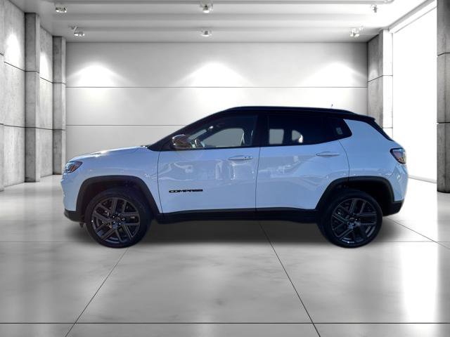 Used 2026 Jeep Compass Limited AWD/4WD image 5