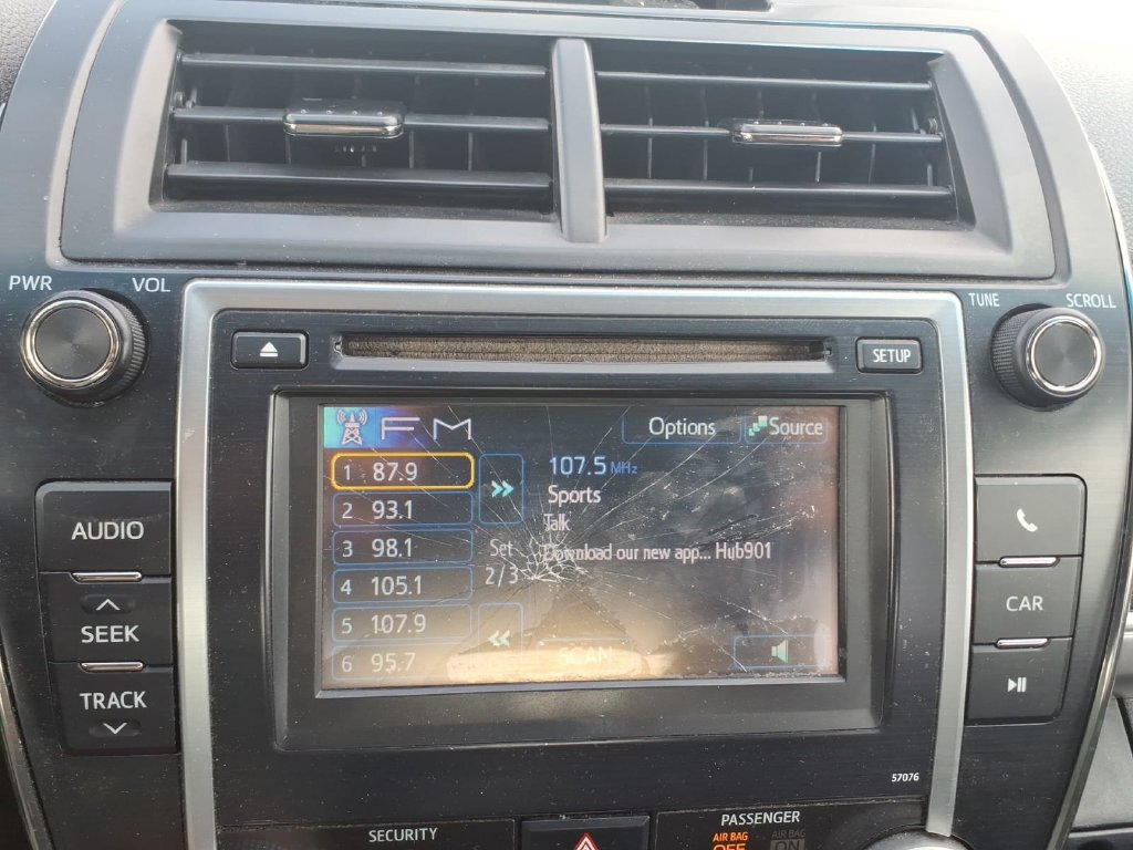 Used 2013 Toyota Camry SE FWD image 19