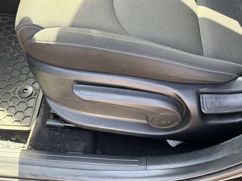 Used 2023 Kia Forte LXS w/ LXS Technology Package FWD image 8