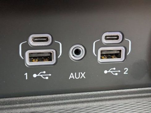 New 2025 Jeep Grand Cherokee Altitude image 20