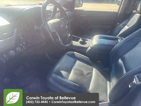 Used 2018 Chevrolet Suburban LT w/ LT Signature Package AWD/4WD image 40