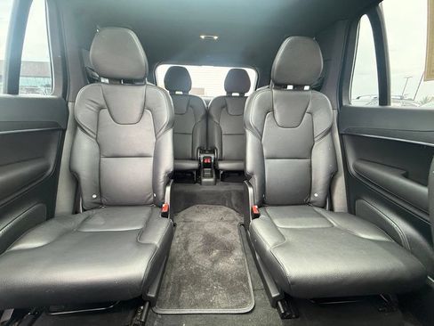 Used 2020 Volvo XC90 T6 Momentum w/ Protection Package AWD/4WD image 31