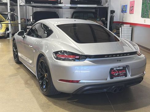 Used 2024 Porsche 718 Cayman RWD image 39