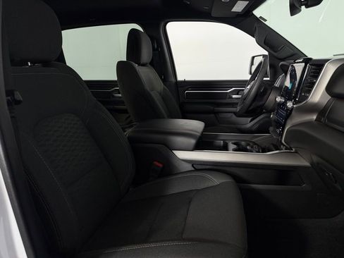 Used 2025 RAM 1500 Lone Star image 32