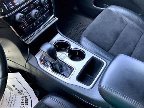 Certified 2022 Jeep Grand Cherokee Laredo X RWD image 15