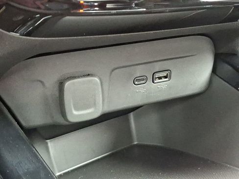 Certified 2025 Chevrolet Trax ACTIV image 26