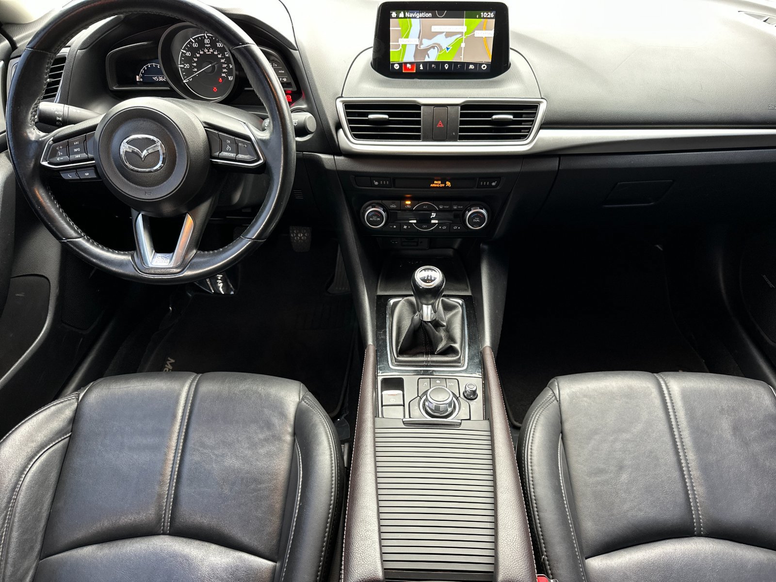 Used 2018 MAZDA MAZDA3 Touring FWD image 13