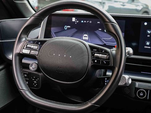 Used 2023 Hyundai Ioniq 6 SEL image 9