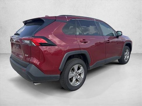Used 2025 Toyota RAV4 XLE FWD image 5