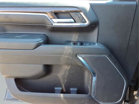 Used 2023 Chevrolet Silverado 1500 LT w/ Protection Package image 18