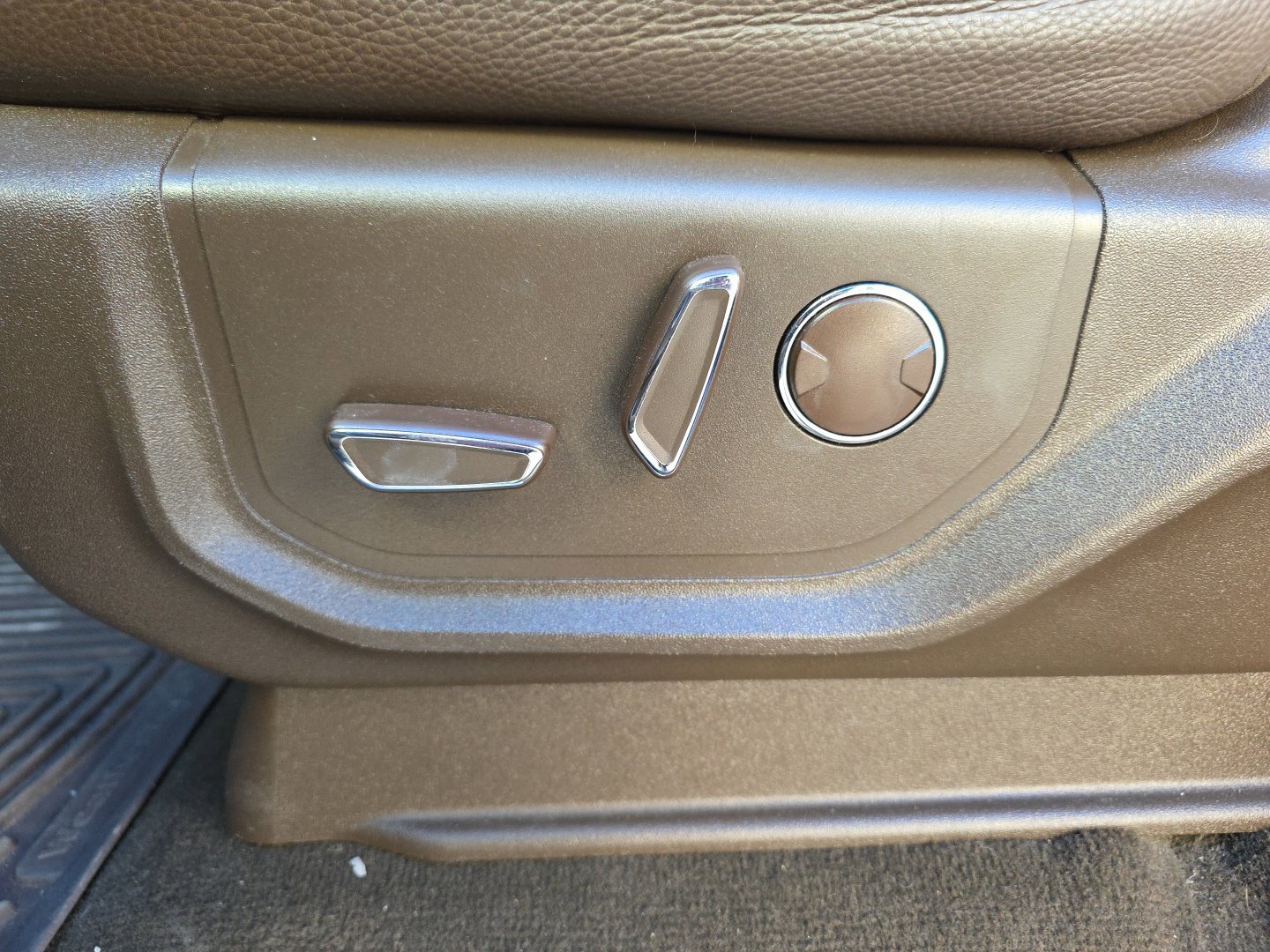 Used 2024 Ford Expedition Max King Ranch AWD/4WD image 8