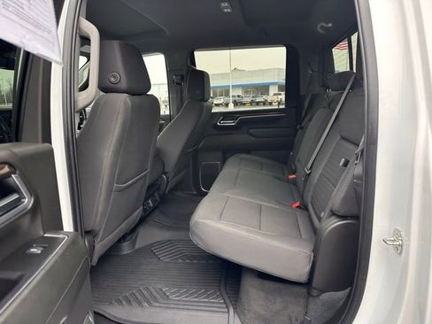 Used 2025 Chevrolet Silverado 2500 LT w/ Convenience Package image 10