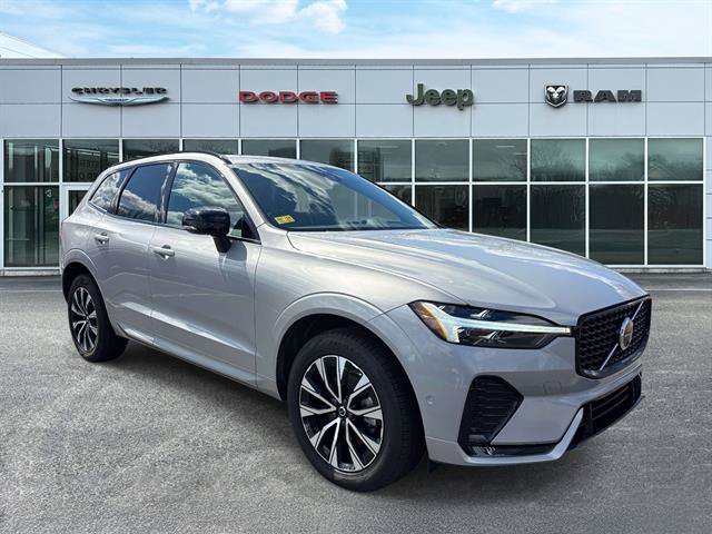 Used 2025 Volvo XC60 B5 Plus AWD/4WD image 1