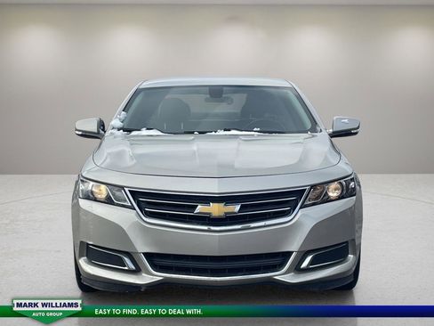 Used 2014 Chevrolet Impala LT w/ Convenience Package image 2