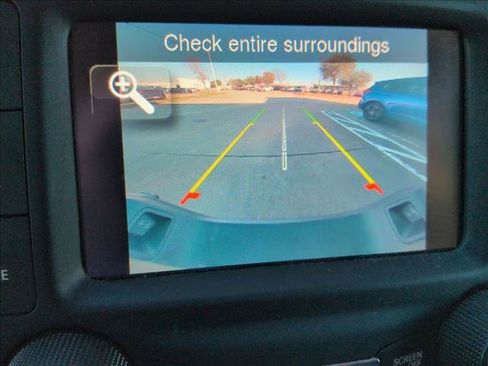 Used 2020 Jeep Gladiator Sport image 13