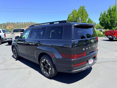 Used 2025 Hyundai Santa Fe SEL AWD/4WD image 8