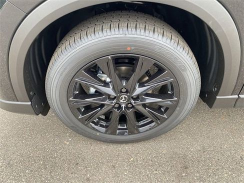 New 2025 MAZDA CX-5 Carbon Edition image 10