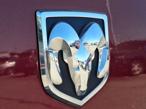 Used 2019 RAM 1500 Big Horn AWD/4WD image 25