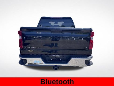 Used 2022 Chevrolet Silverado 1500 LT AWD/4WD image 4