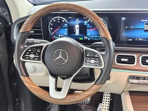 Used 2023 Mercedes-Benz GLS 450 4MATIC w/ AMG Line Exterior image 11